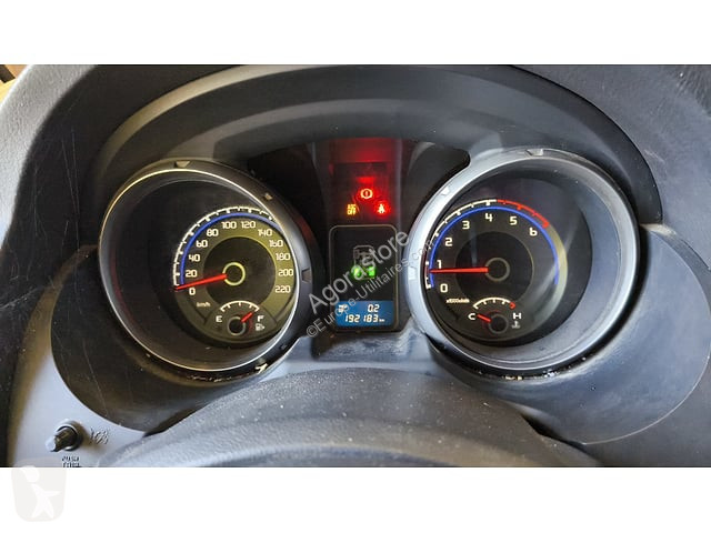 Véhicule utilitaire Mitsubishi PAJERO