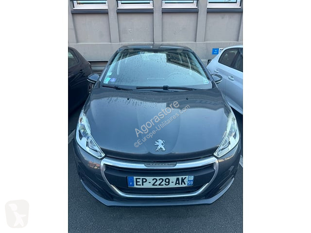 Peugeot 208 van