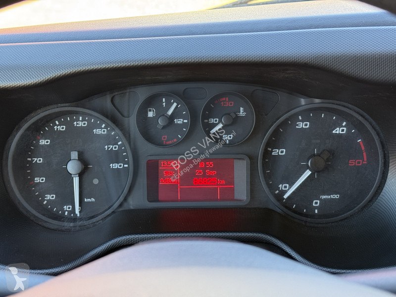 Iveco 35S14 2.3 140PK L2H2 Cruise Control 3.5t...