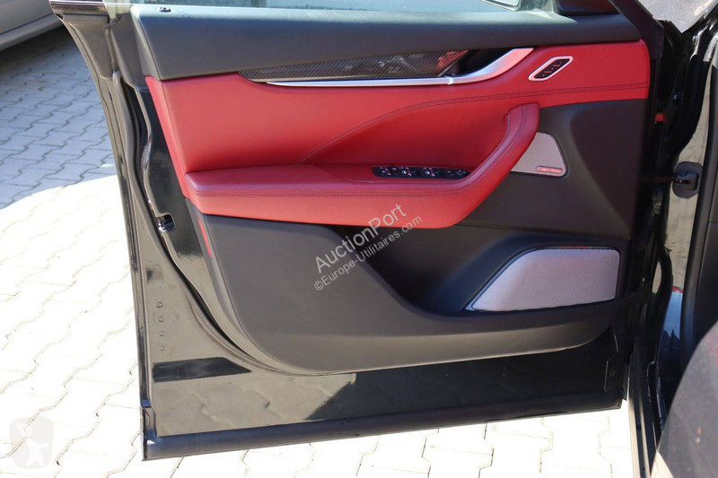 Nyttofordon Maserati SUV