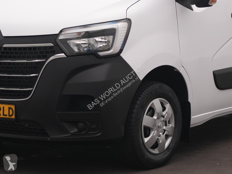 Furgoneta Renault 145PK
