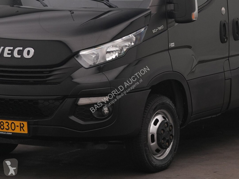 عربة نفعية Iveco 50C18