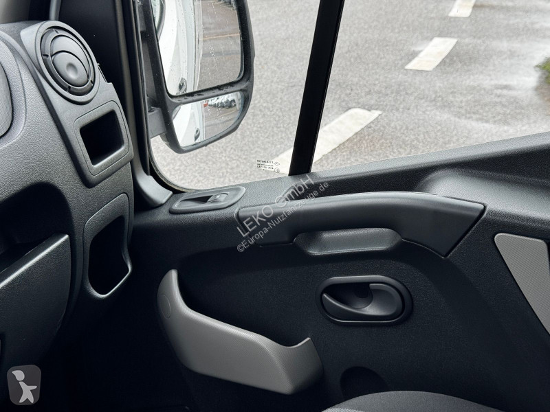 Autoutilitară Renault Z.E(elektro auto)