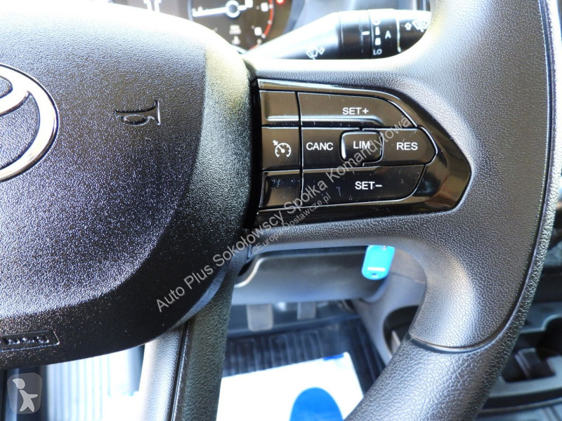 Samochód dostawczy Toyota MAX