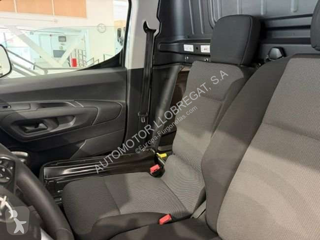 Véhicule utilitaire Opel