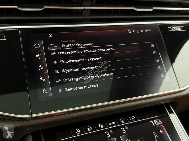 Véhicule utilitaire Audi RS Q8