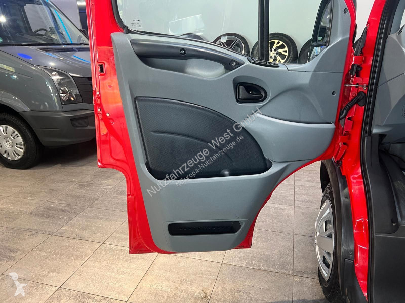 Véhicule utilitaire Iveco...