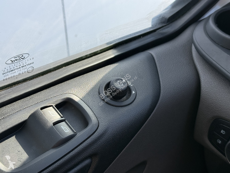 Véhicule utilitaire Ford 2.0 EcoBlue 130PK