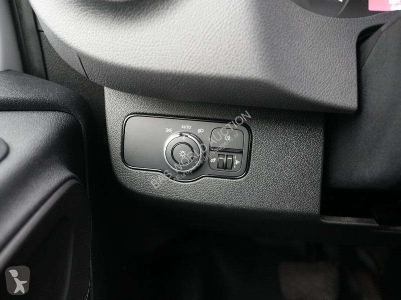 Véhicule utilitaire Mercedes 317 CDI