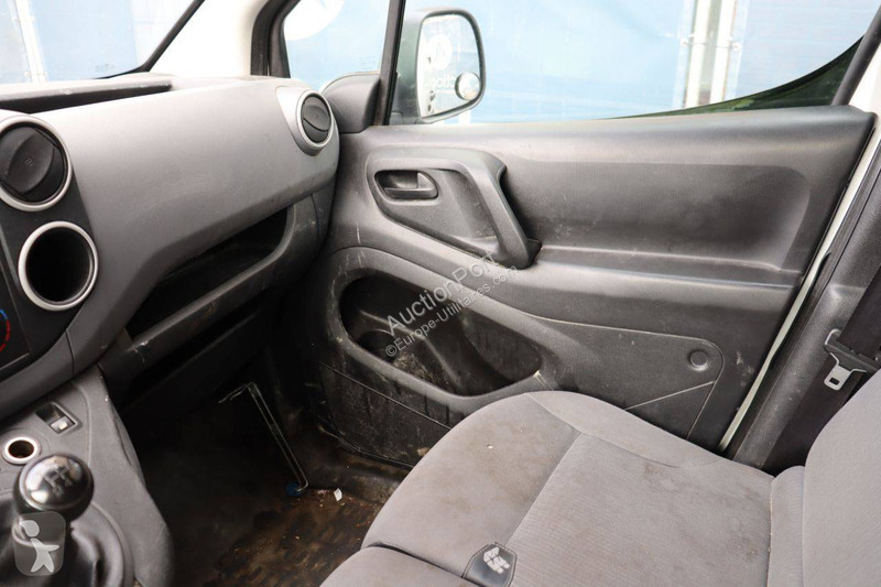 Véhicule utilitaire Peugeot