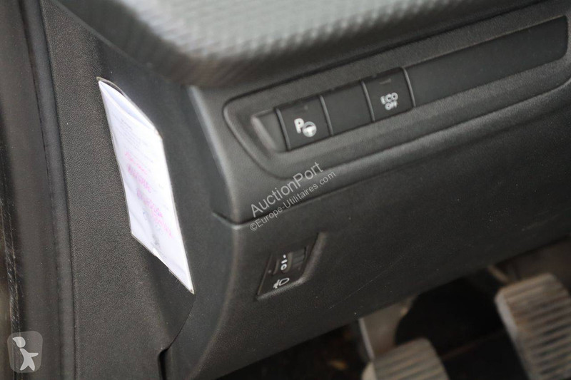 Véhicule utilitaire Peugeot
