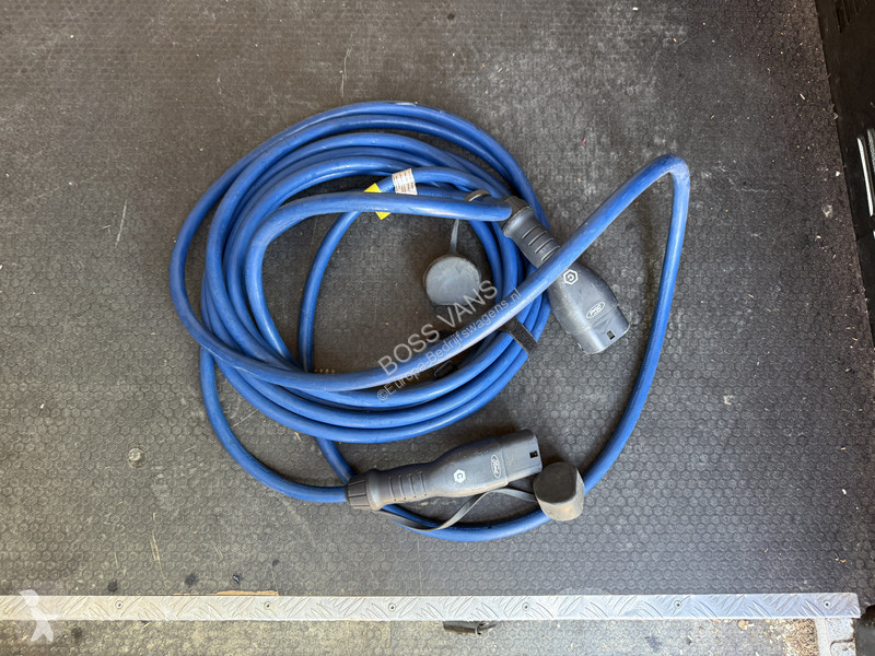Véhicule utilitaire Ford e 68kWh 184PK E-