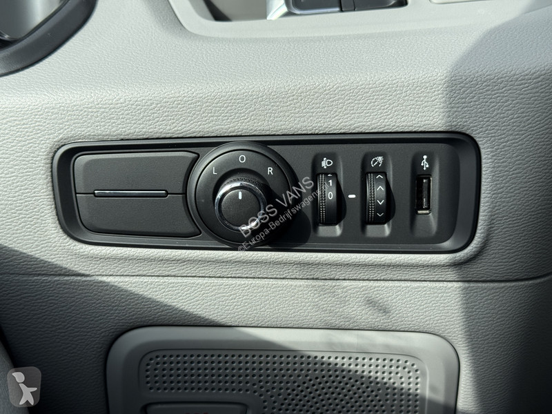 Véhicule utilitaire Maxus e 9 72kWh 204PK e 9