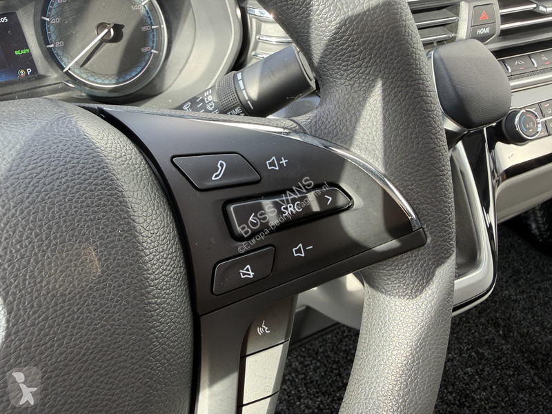 Véhicule utilitaire Maxus e 9 72kWh 204PK e 9
