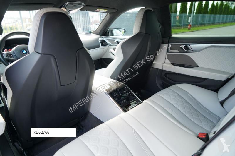 Véhicule utilitaire BMW M8