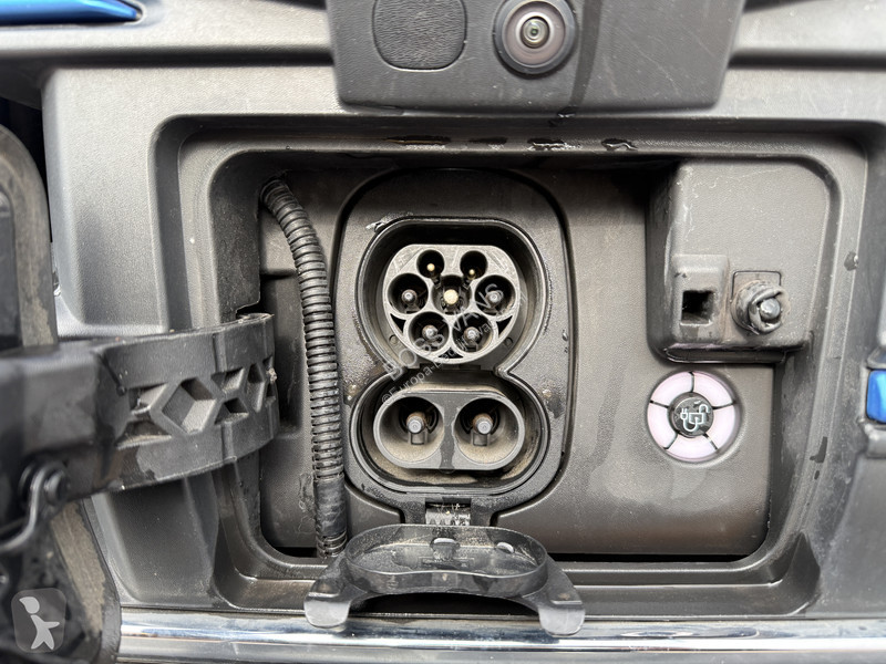 Ford 68kWh 184PK L2H2 316km WLTP 94,9% (SOH)...