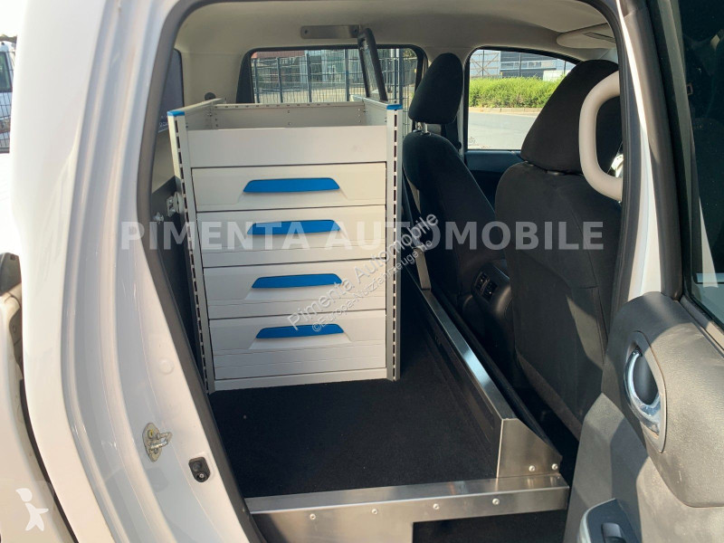 Užitkové vozidlo Nissan NP300 190PS 4x4 3,5t...