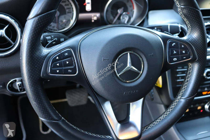 Bedrijfswagen Mercedes D GLA