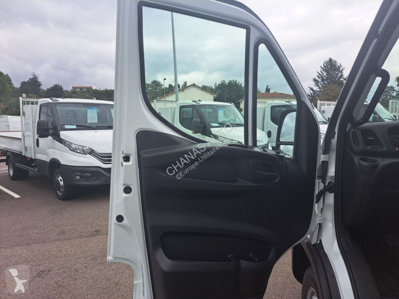 Autoutilitară Iveco 35C18 180CV 3L MIXTE HAYON...