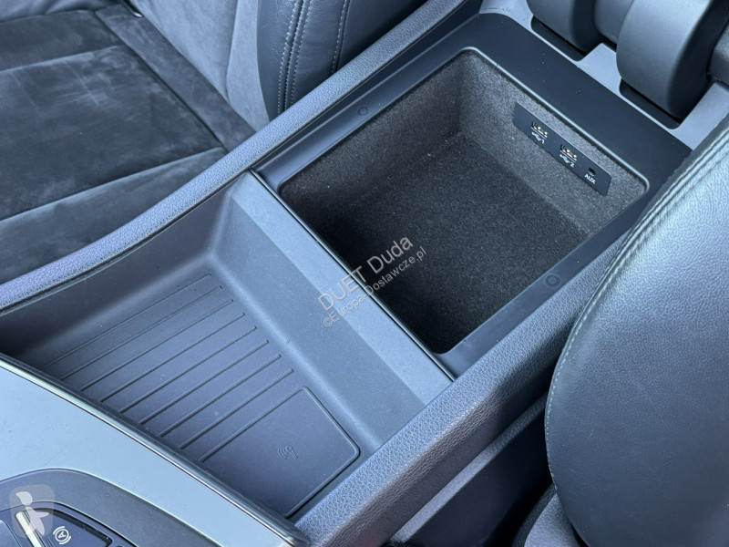 Véhicule utilitaire Audi Q7