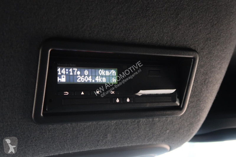 Véhicule utilitaire Mercedes 519 CDI L2H2 4X4...