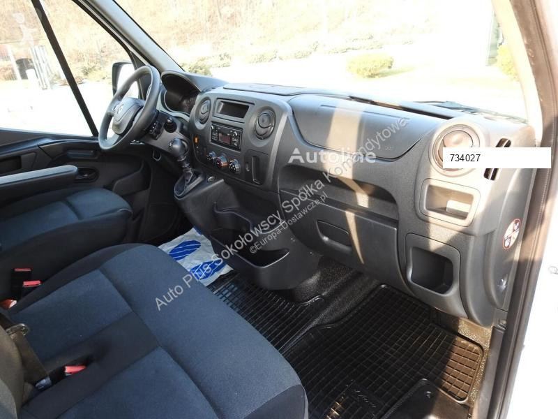 Véhicule utilitaire Renault MASTER FURGON...