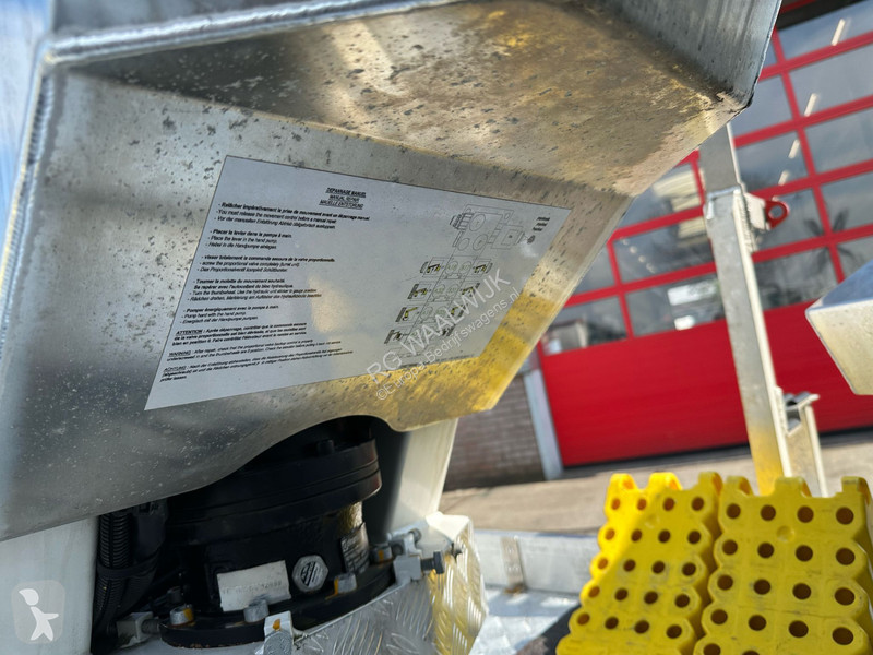 Véhicule utilitaire Iveco 35S14 APK 10-07-2026...