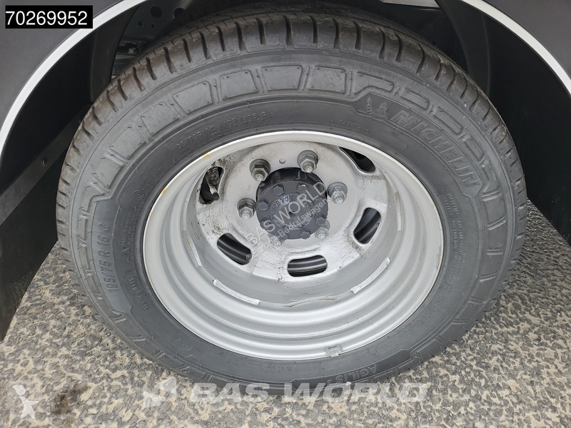 Furgoneta Iveco 35C18 3.0L Automaat Luchtvering...
