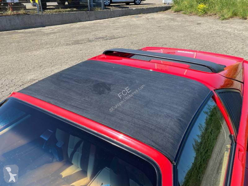 Autoutilitară Ferrari