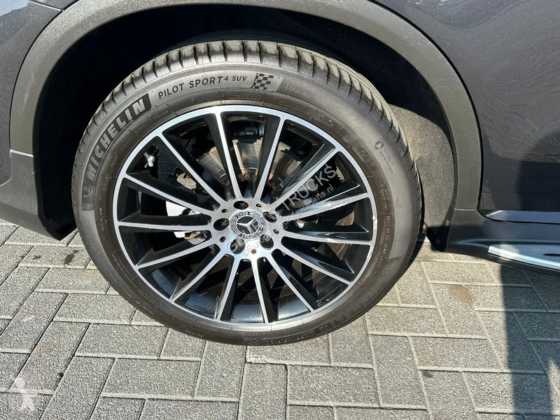 Autoutilitară Mercedes AMG  4MATIC GLC