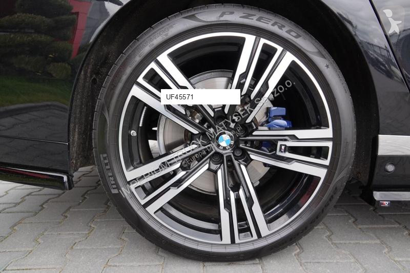 Véhicule utilitaire BMW 7 xDrive M Sport