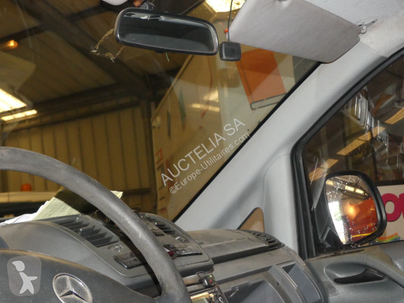 Véhicule utilitaire Mercedes 111 CDI
