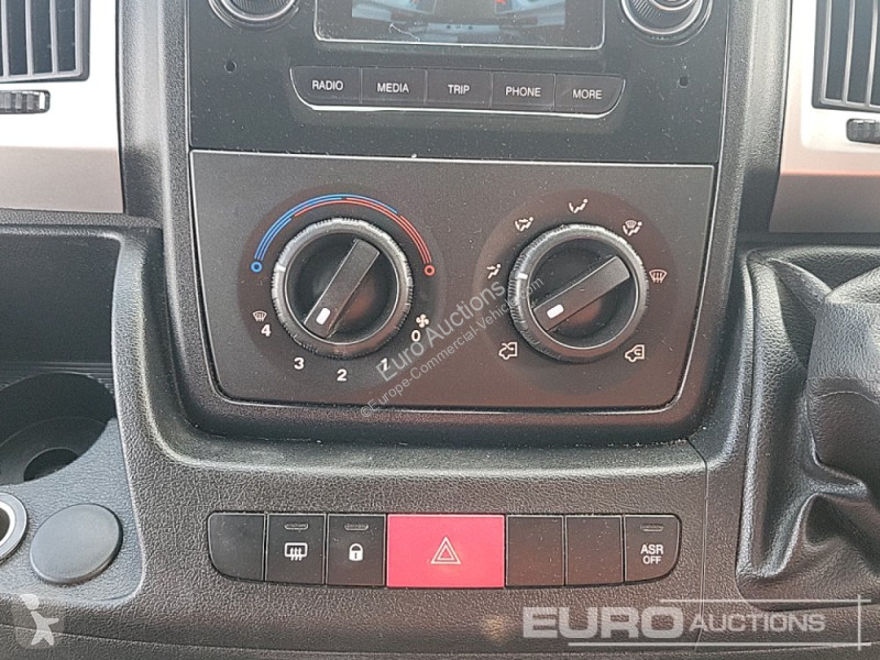 Véhicule utilitaire Fiat Maxi