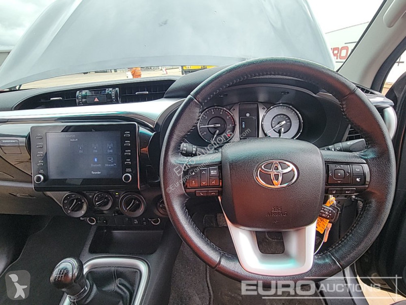 Furgoneta Toyota Hilux