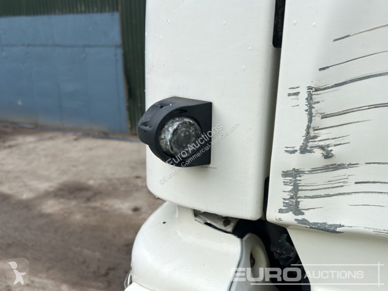 Autoutilitară Volvo FM400