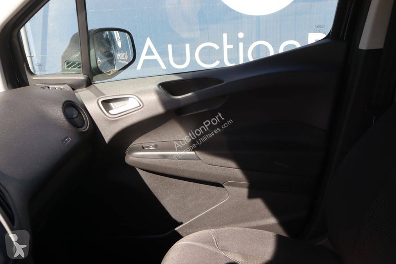 Furgoneta Ford Courier