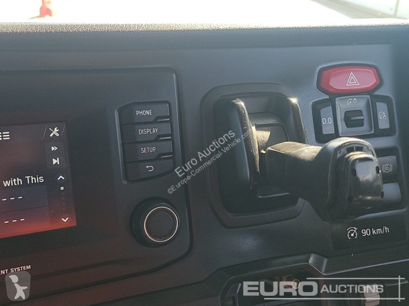 Veicolo commerciale  P410XT