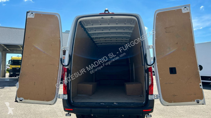 Užitkové vozidlo Mercedes Sprinter 519 CDI tT...