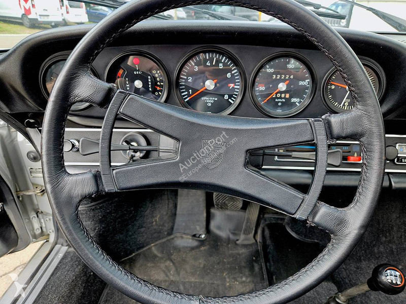 Furgoneta Porsche (E) Targa 2.4