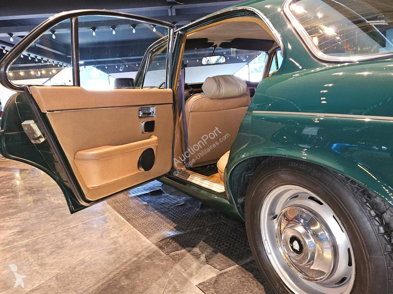 Véhicule utilitaire Jaguar (series II) 4.2...