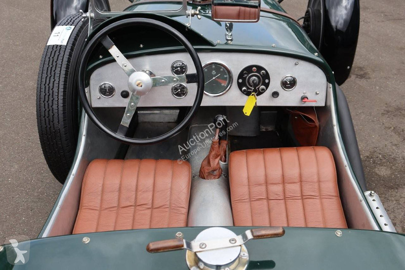 Véhicule utilitaire Chrysler  Roadster