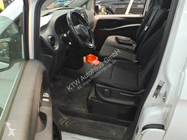 Furgoneta Mercedes Vito KA...