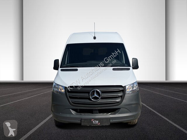 Užitkové vozidlo Mercedes 317...