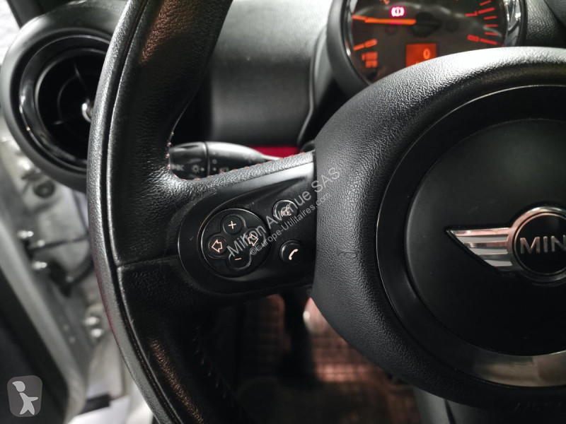Лекотоварен автомобил Mini