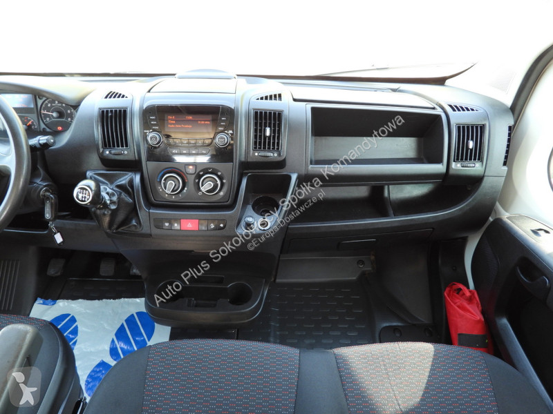 Samochód dostawczy Peugeot  BOXER