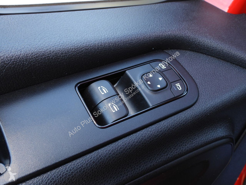 عربة نفعية Mercedes 23ASTER