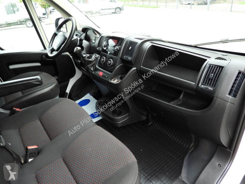 Samochód dostawczy Peugeot  BOXER