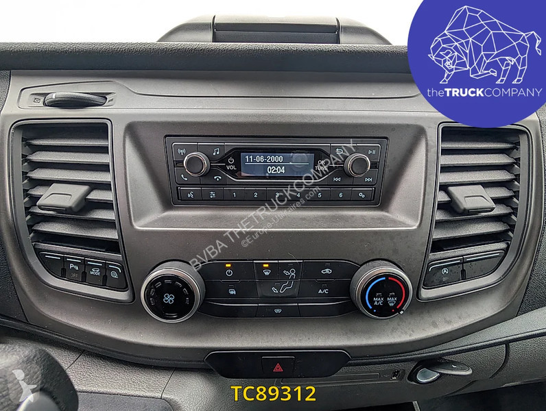 Véhicule utilitaire Ford L2H2 AUTOMATIC GEARBOX...