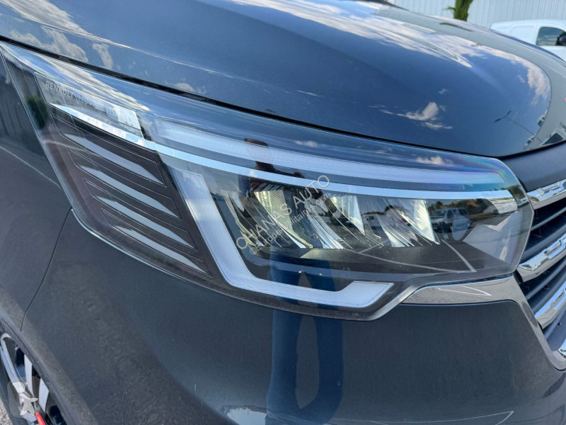 Furgoneta Renault L1H1 3T BLUE DCI 170 BVA9...