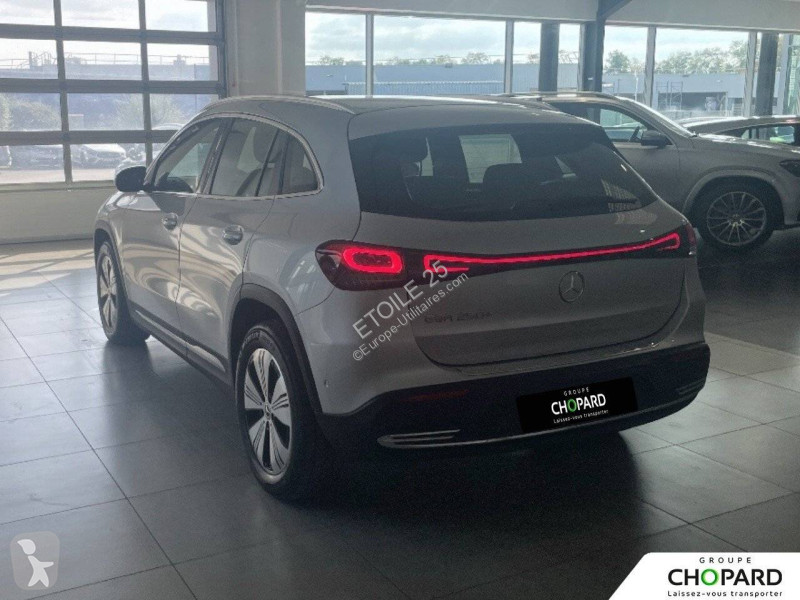 Mercedes EQA 250+ van